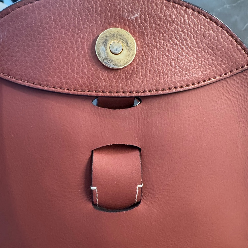 Chloe Darryl Brown Leather Crossbody Bag - Picture 8 of 15